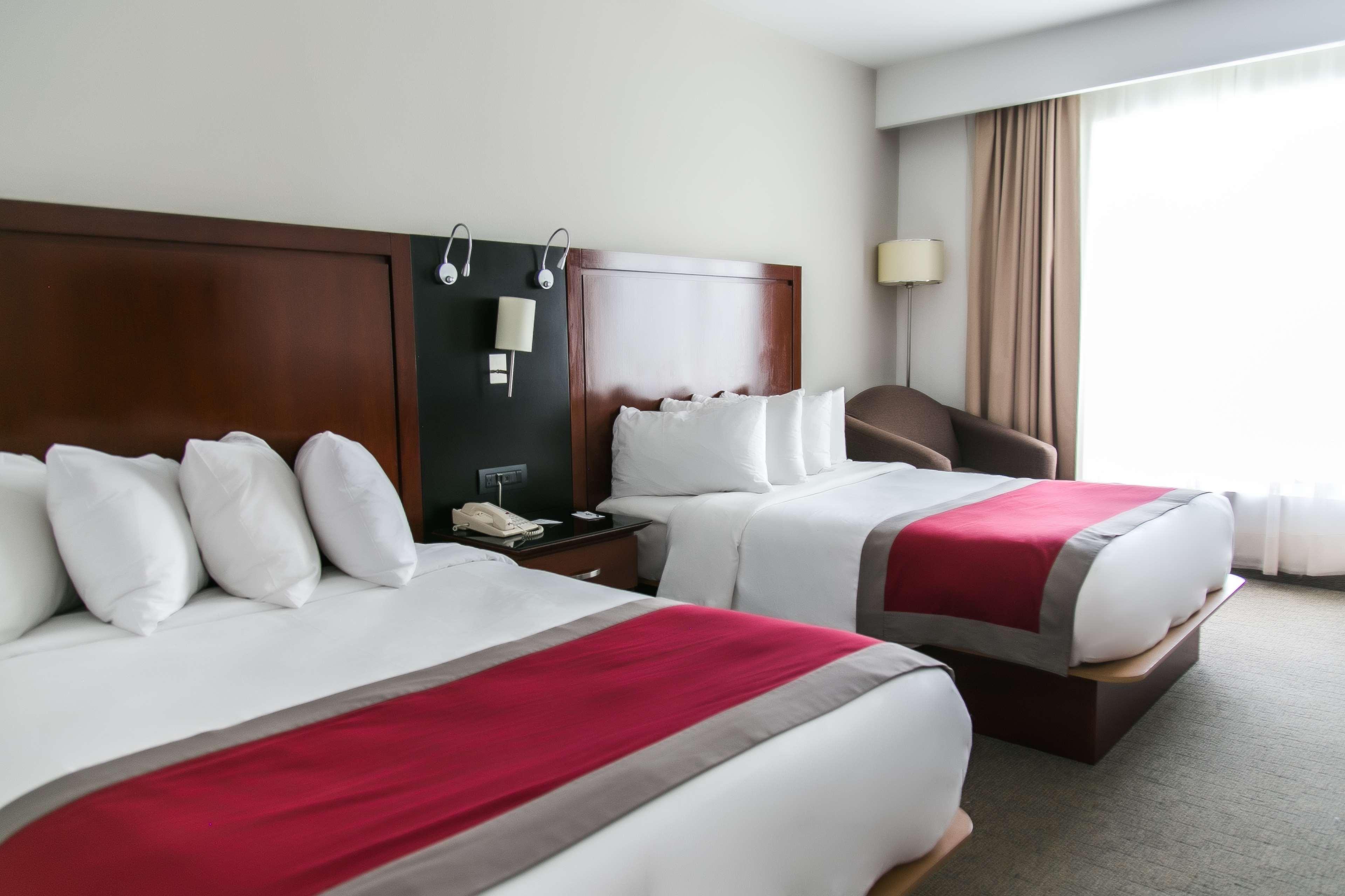 Radisson Poliforum Plaza Hotel León Buitenkant foto