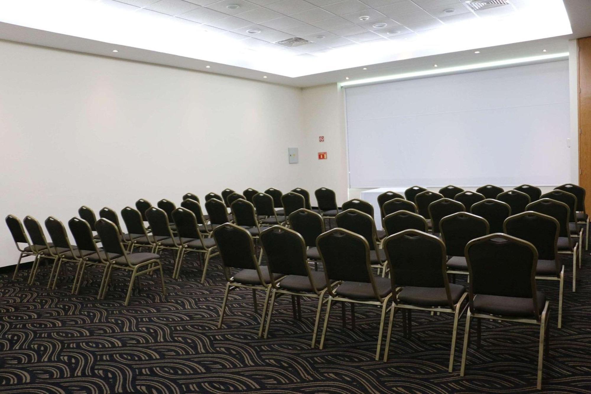 Radisson Poliforum Plaza Hotel León Buitenkant foto